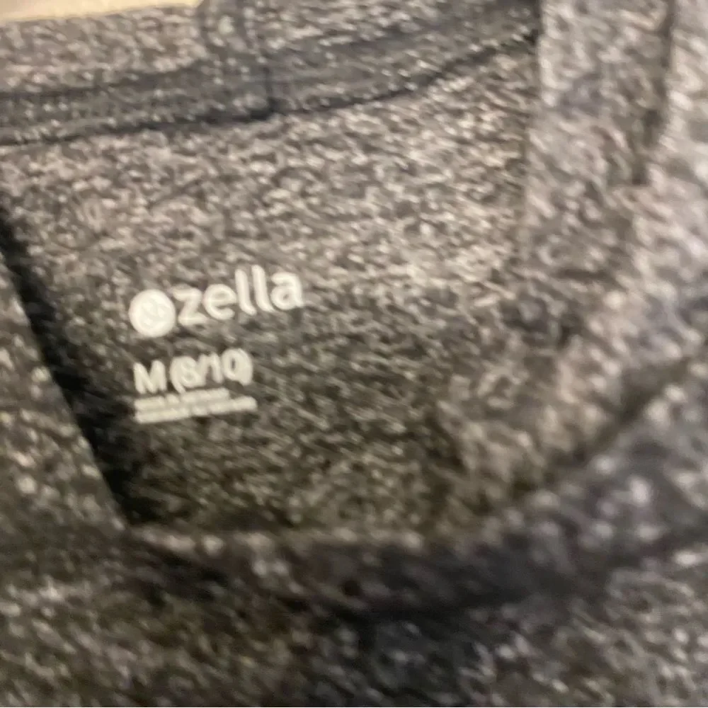 Zella girls black lightweight hoodie top stretch knit long sleeve M 8/10